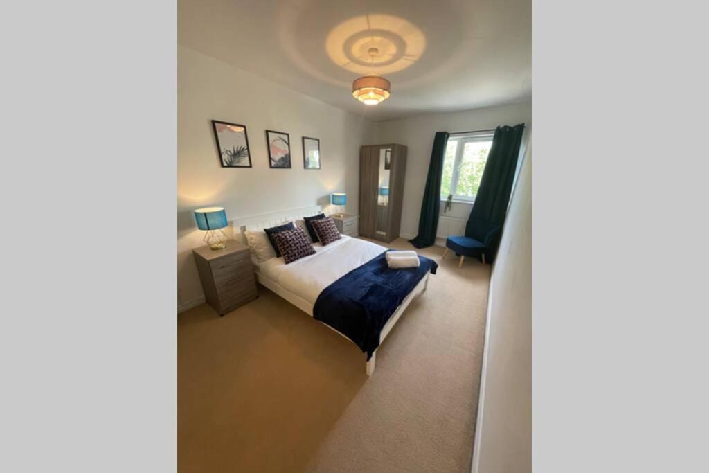 27 Lock Keepers Court By Mia Living Spacious 2 Bedroom Apartment With Free Parking カーディフ エクステリア 写真